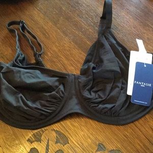 Black swim top like new wore once